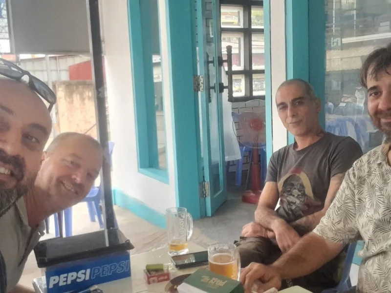 517947540 122157201572582635 511340355186688075 n – Four Leaf Clover, Siem Reap (fast food, coffee, beer)