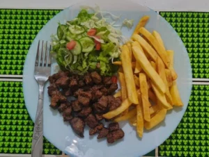 e0b0d6ec 7aee 42c7 8677 768d3872b053 – Four Leaf Clover, Siem Reap (fast food, coffee, beer)